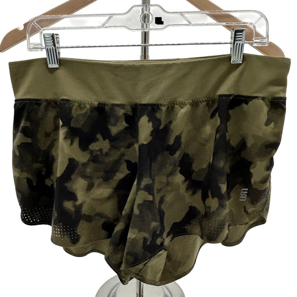 Second‎ Skin Camo Running Shorts Womens Large Green Black Athletic Activewear